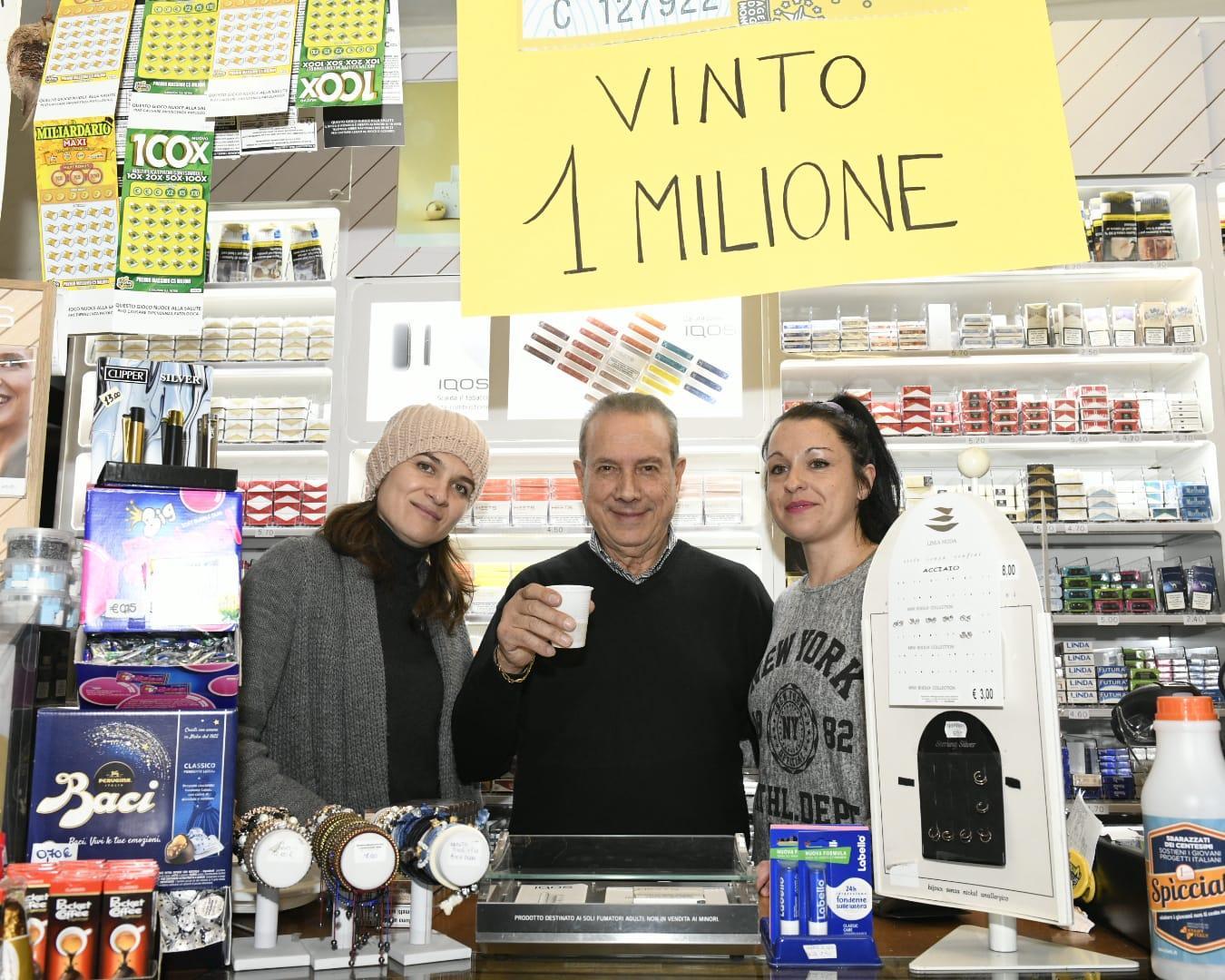 Lotteria Italia, il biglietto vincente venduto alla tabaccheria Trapani