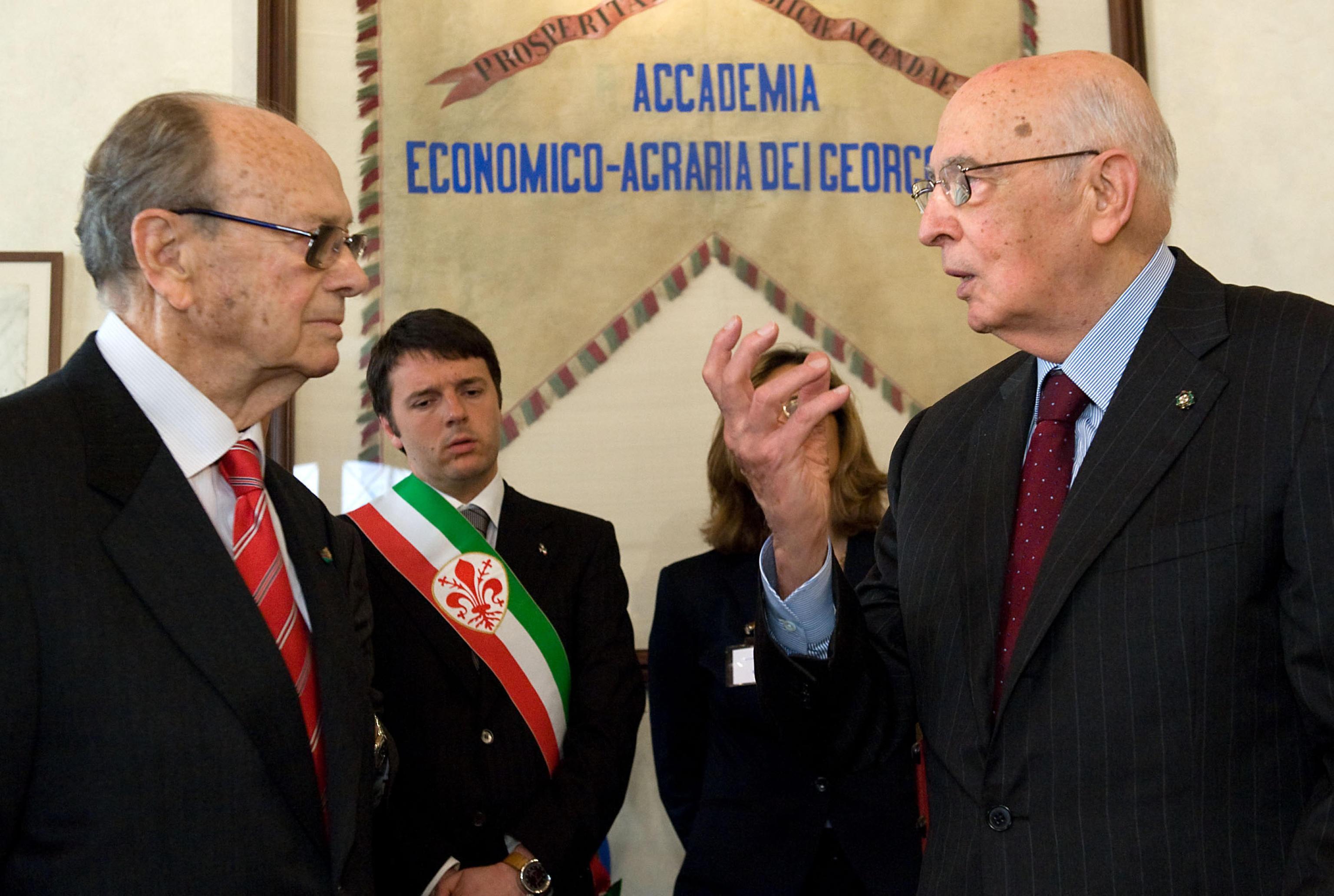 L'ex presidente della Repubblica Giorgio Napolitano con il presidente dell'Accademia dei Georgofili Franco Scaramuzzi