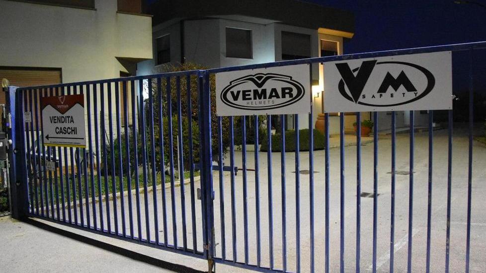 Lunedì 13 vanno all’asta i rami di azienda di Vemar Helmets e Vh Industries