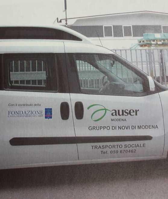 Una donazione all’Auser Arriva il nuovo Doblò
