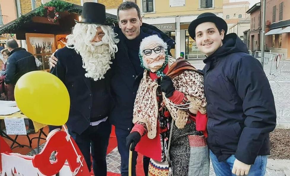 A van la vacie spettacolare in piazza a Comacchio Il volo dall’alto a Codigoro