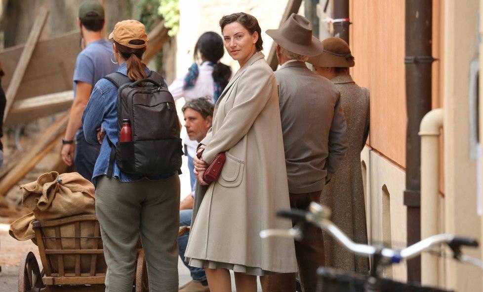 L’amore di Avraham e Ayala Aviel nella mini-serie “La guerra è finita” 