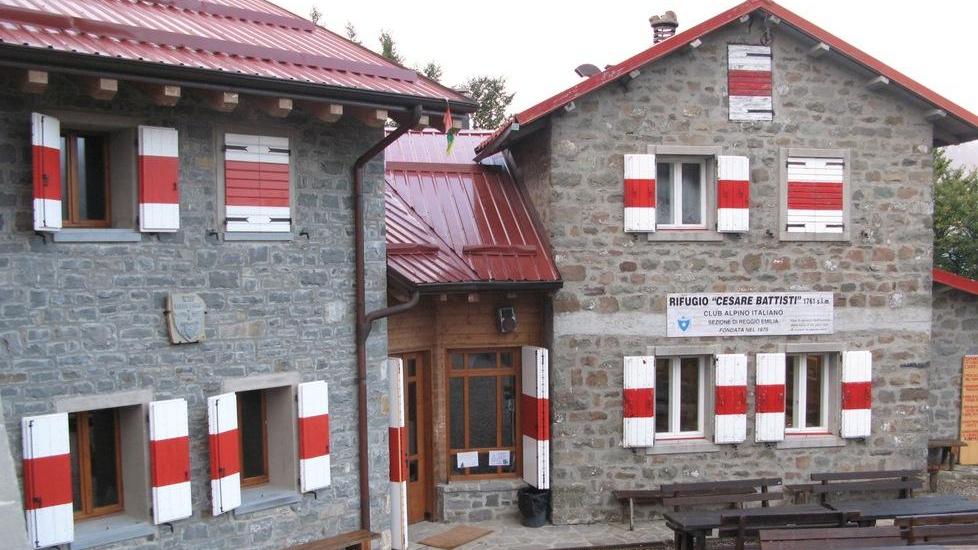 Il Cai cerca nuove persone per gestire il Rifugio Battisti