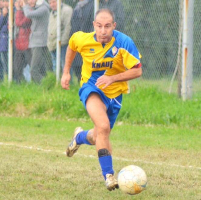 Christian Scalzo, a 47 anni segna ancora 