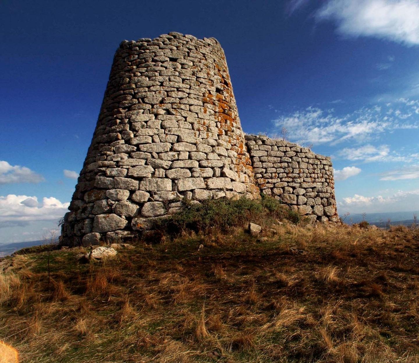 Una nuova campagna di scavo nell’area del nuraghe Orolo 