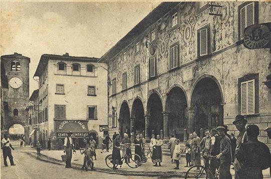 Piazza Vittorio Emanuele all’inizio del Novecento (oggi piazza Remo Bertoncini)