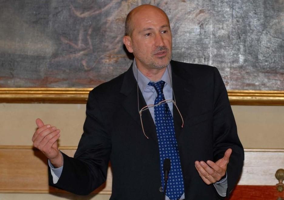 Si riflette con Fabris ad “Ascolta si fa sera”. «Non più solo religione, parlerò di etica» 