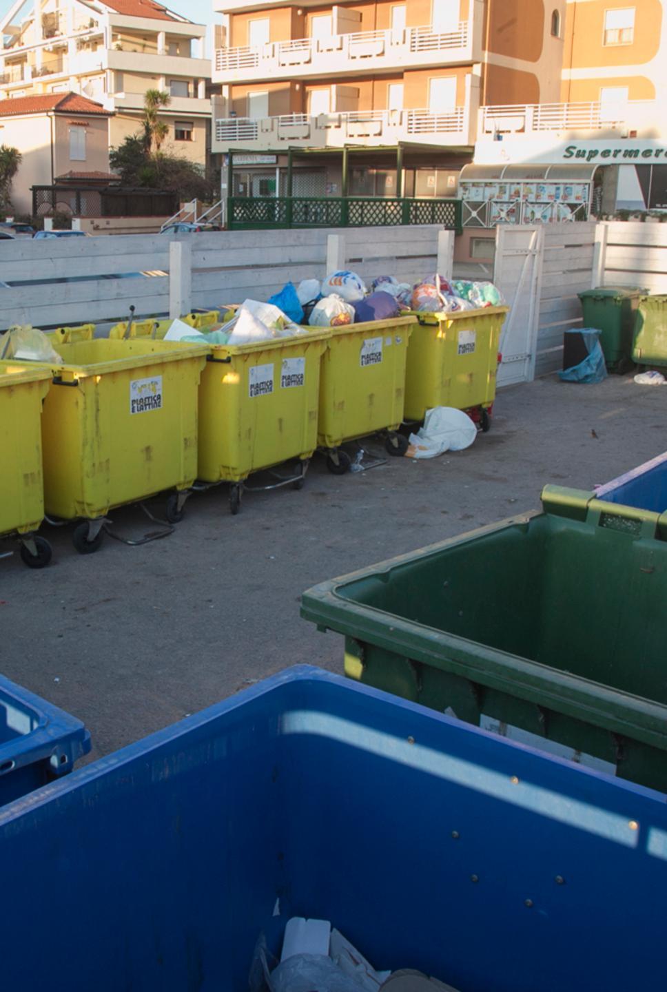 Estensione del porta porta cancellate le isole ecologiche