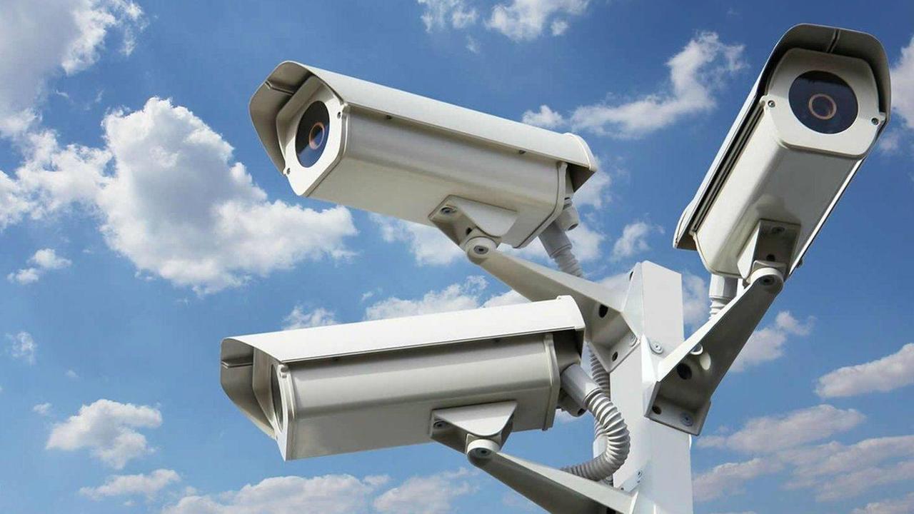Allarme a Ozieri per l'escalation di furti, il sindaco: più telecamere 