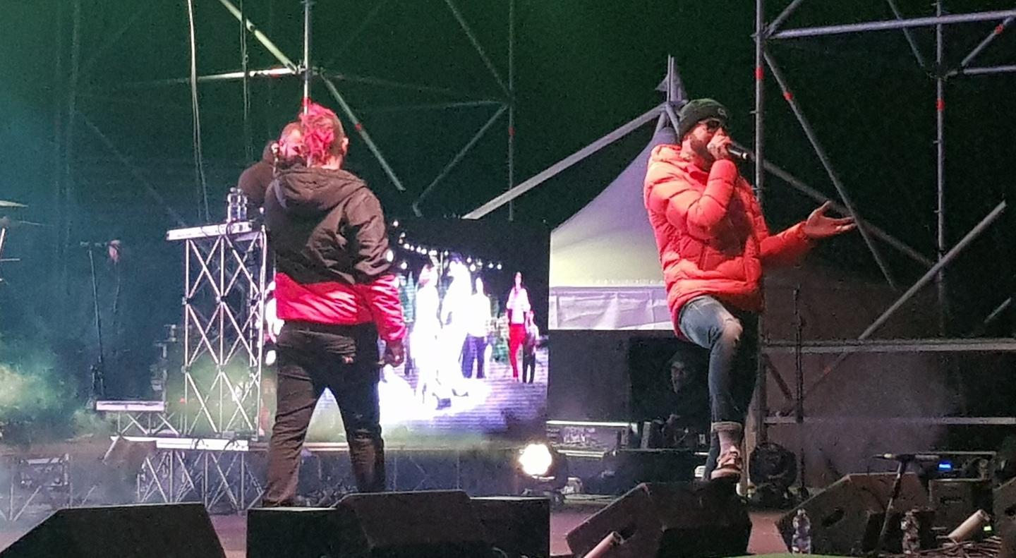 Programma copia e incolla, polemica social sugli eventi di Castelsardo