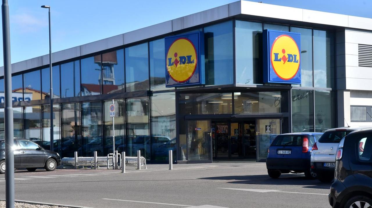 Tentato furto al supermercato