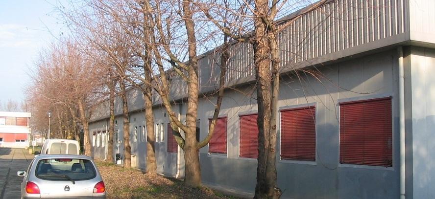 Le nuove aule e il laboratorio di informatica del professionale Carrara, ricavati in un ex deposito