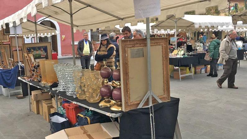 Dopo il flop di dicembre sarà cambiata la sede del mercatino antiquario