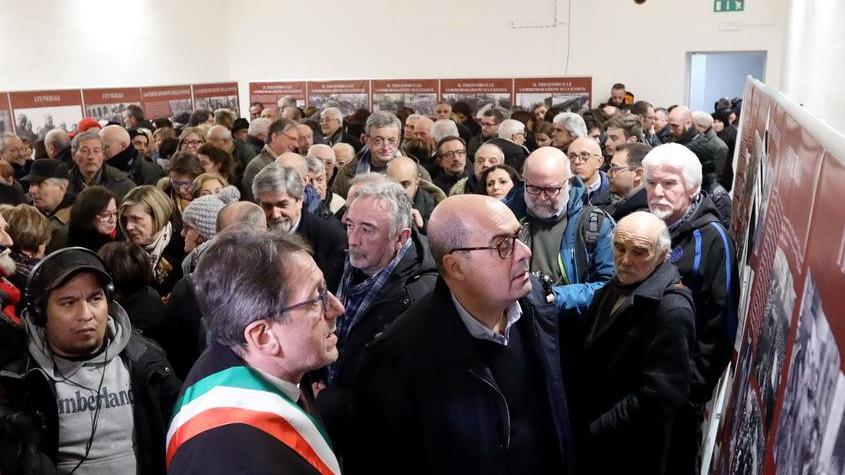 «Caro Salvini, qui non si passa» Il Zingaretti-day tra orti e... Ago