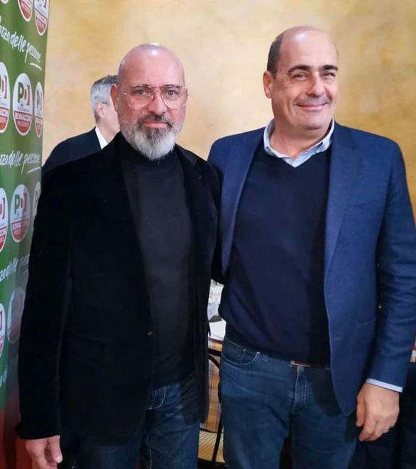 Pd, Zingaretti nella Bassa «Bonaccini senza simbolo è una bufala della destra»