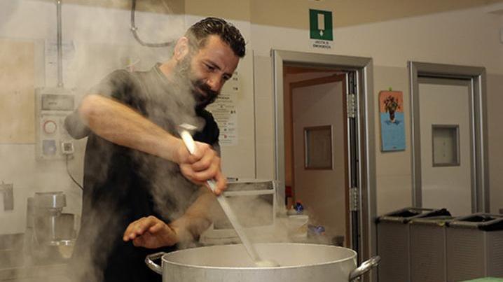 van Mosca, chef ostello Gipidue (acronimo di Giovanni Paolo II), struttura della diocesi di Pisa a Calambrone