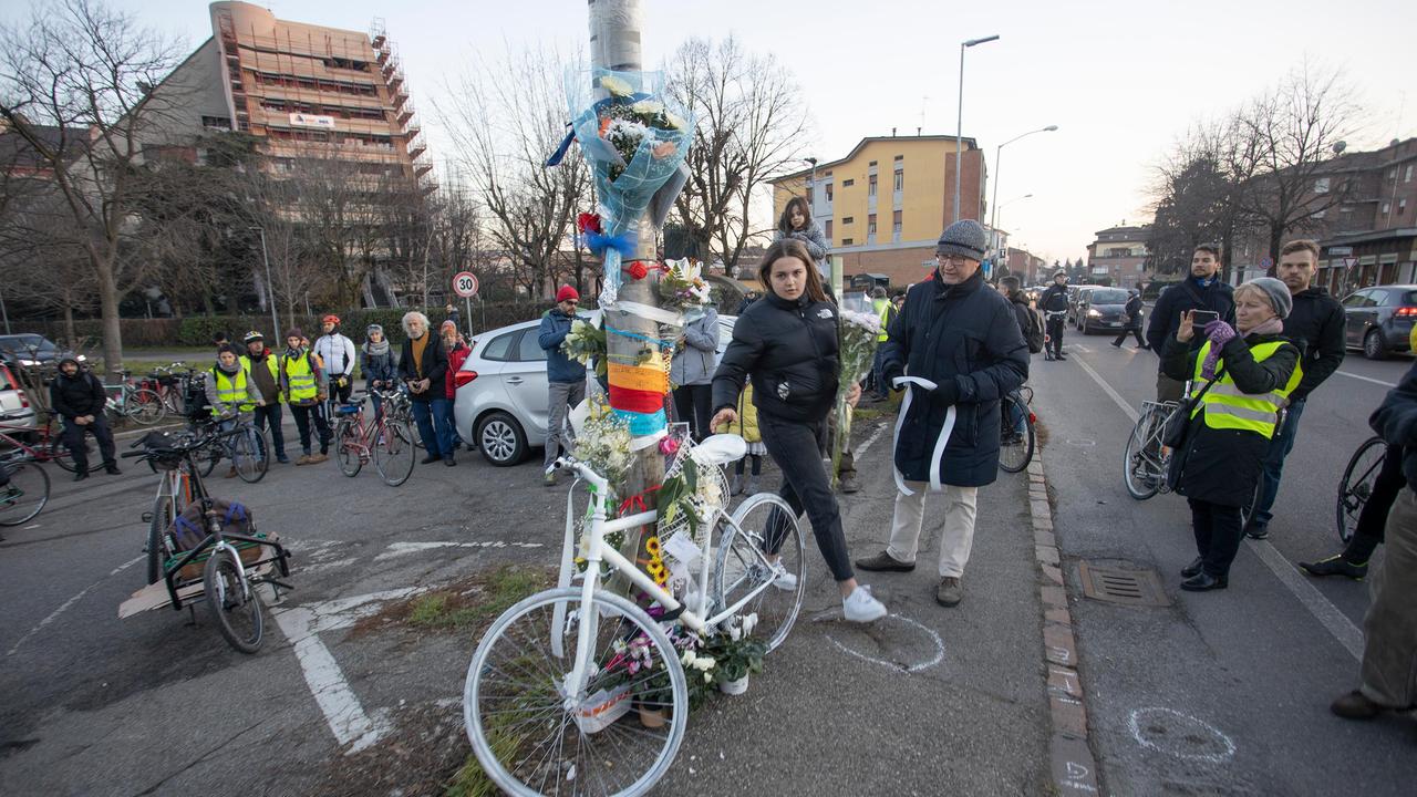 Modena, una bicicletta bianca per chiedere sicurezza