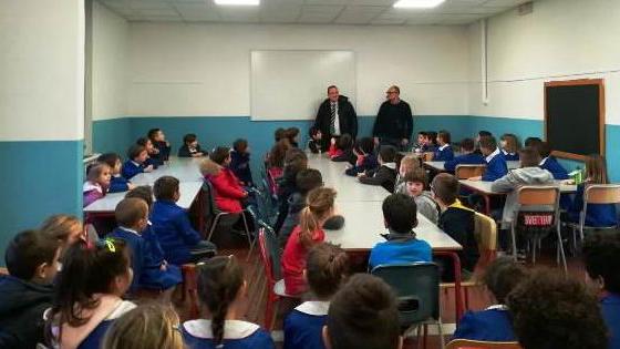 Scuola plastic free: alla Eugenio Chiesa le borracce di Gaia