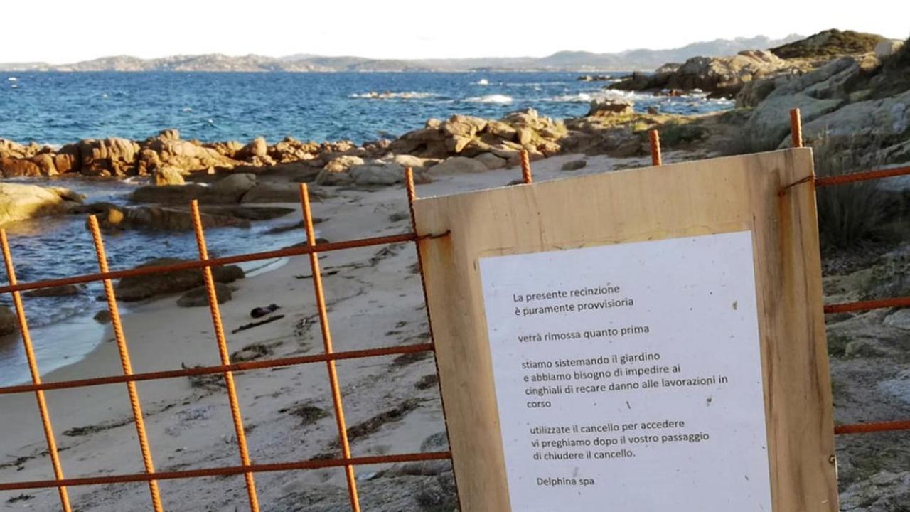 Recinzione rimossa dalla spiaggia-eden Il resort: niente danni 