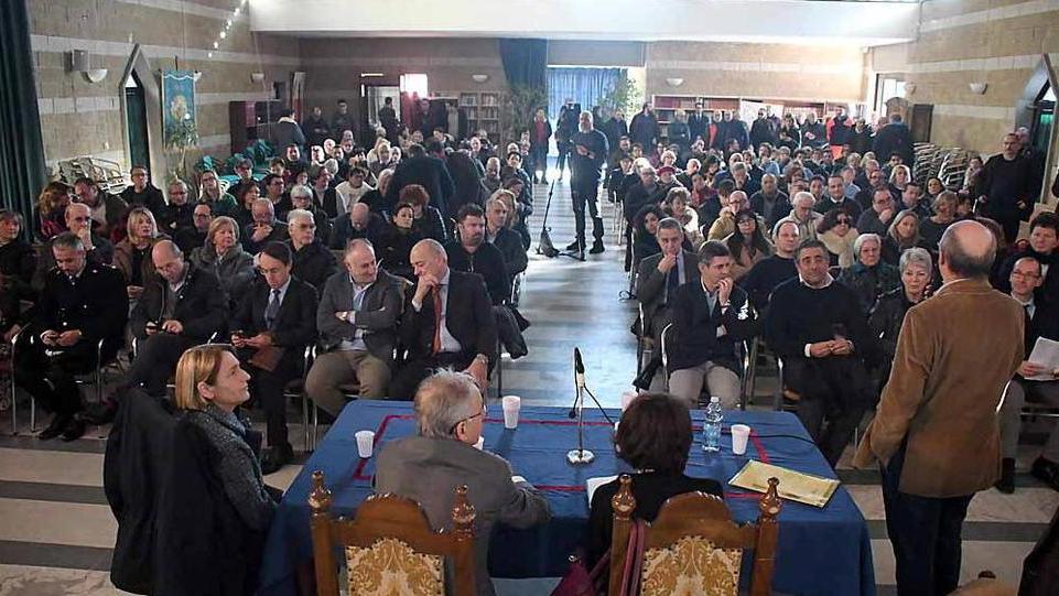 Tantissime persone hanno partecipato all'incontro con la ministra