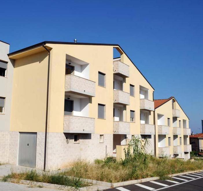 Torna l’acqua calda in via Rossa nel condominio della Casalp