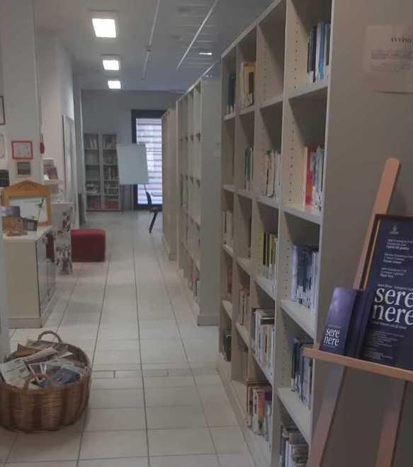 Biblioteca potenziata nell’orario e nei servizi