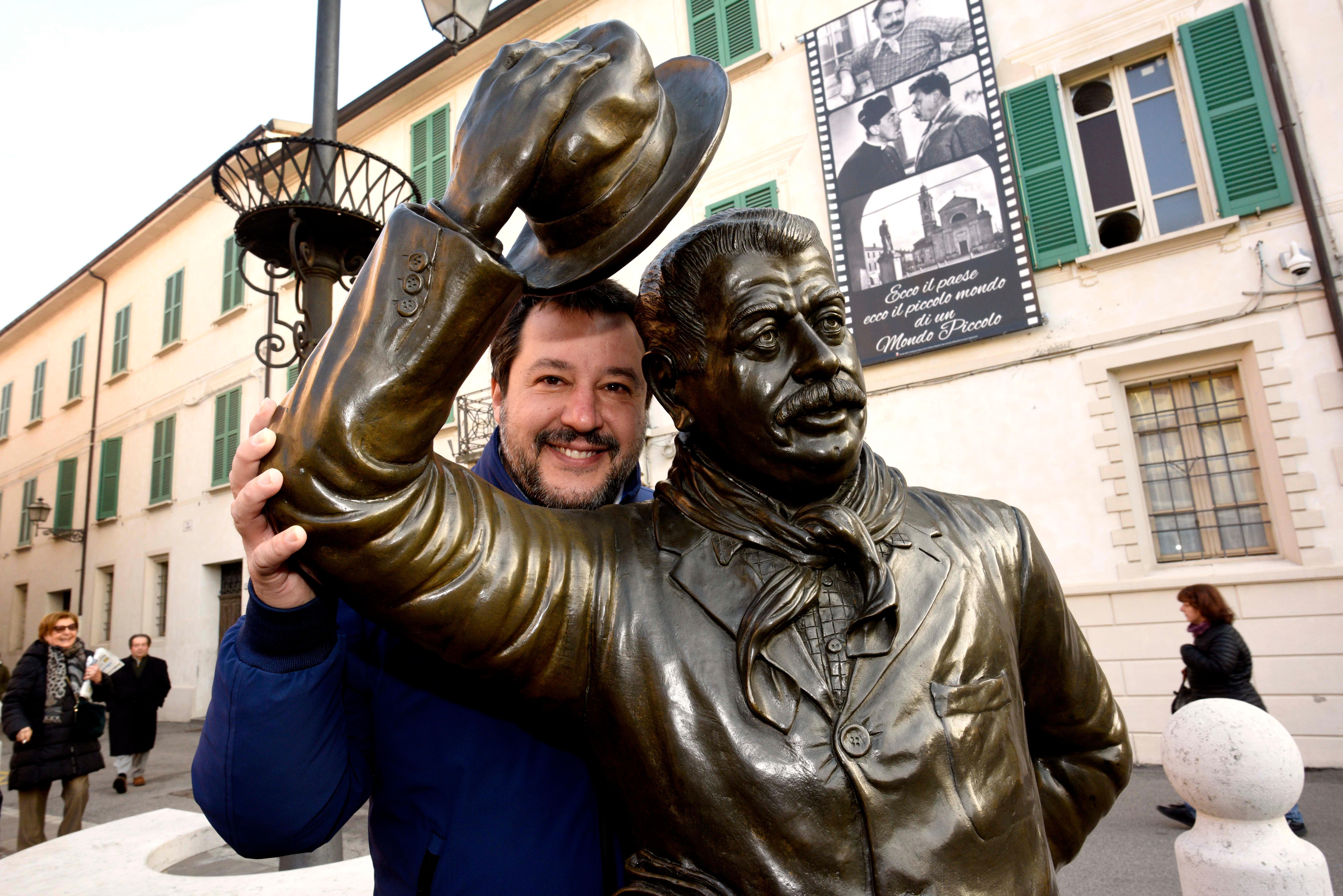 Brescello. Salvini si appropria di Peppone «Oggi voterebbe per la Lega» 