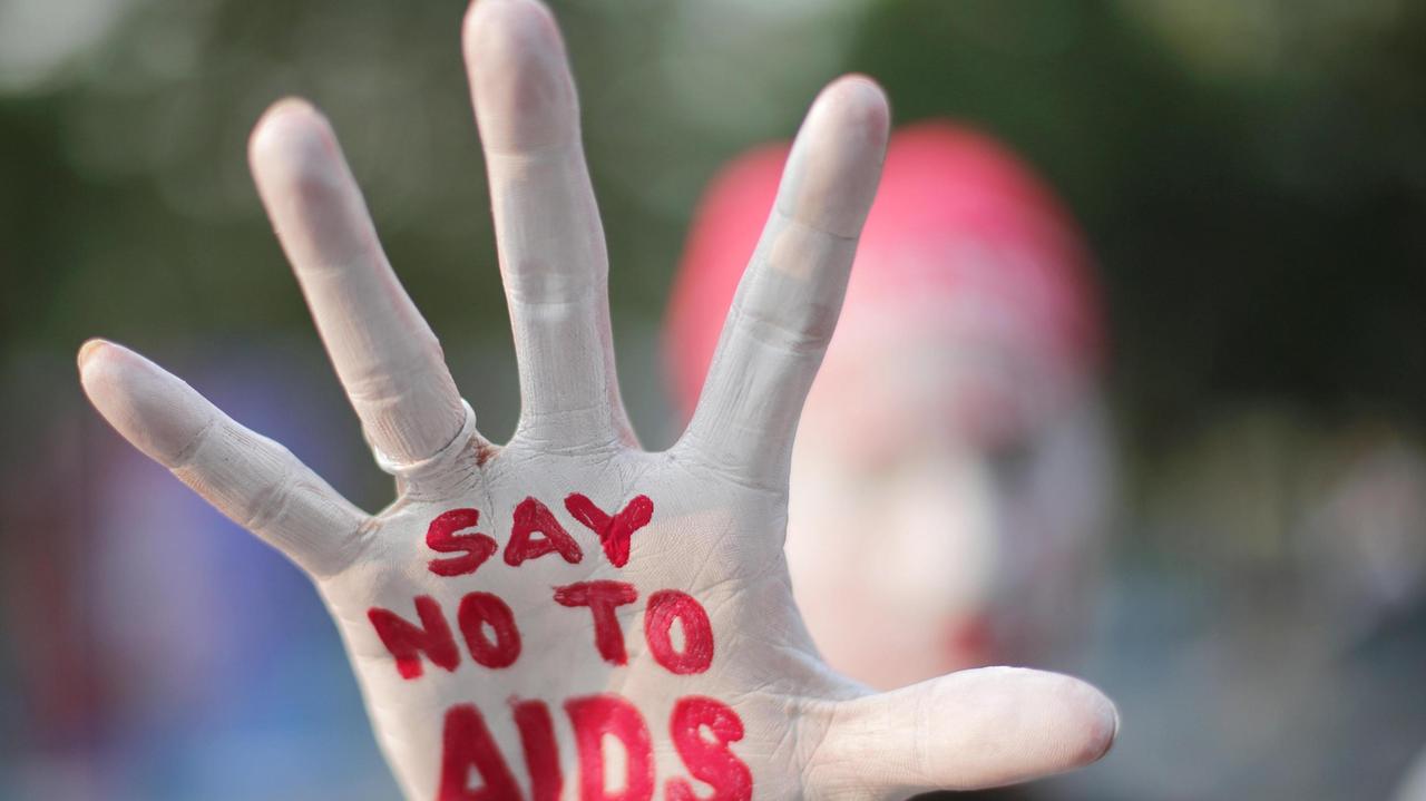 Una manifestazione di sensibilizzazione sull'Aids
