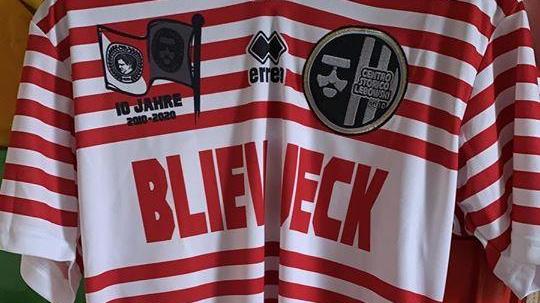 Lebowski, maglia speciale dedicata al Colonia