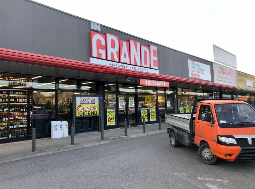 Il negozio di InGrande a Collesalvetti (foto Dario Marzi)