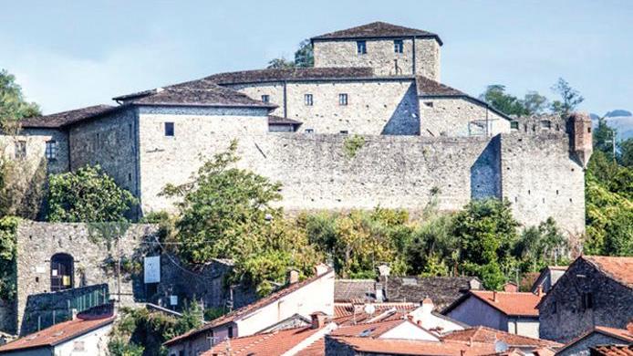 Non solo gli antichi falò anche il tour del paese e varie degustazioni