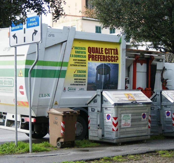 «Se tornassimo ai cassonetti in cento perderebbero il posto»