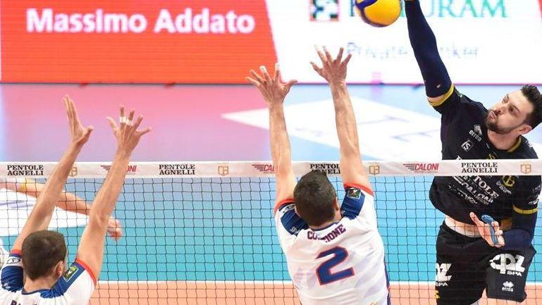Peimar accarezza il colpo ma Bergamo rimonta e dilaga al tie-break