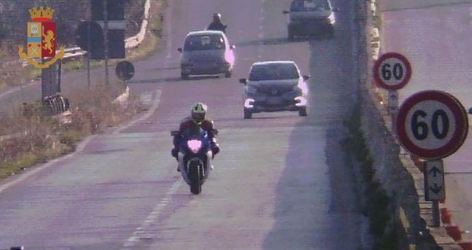 Il motociclista multato sulla tangenziale Est