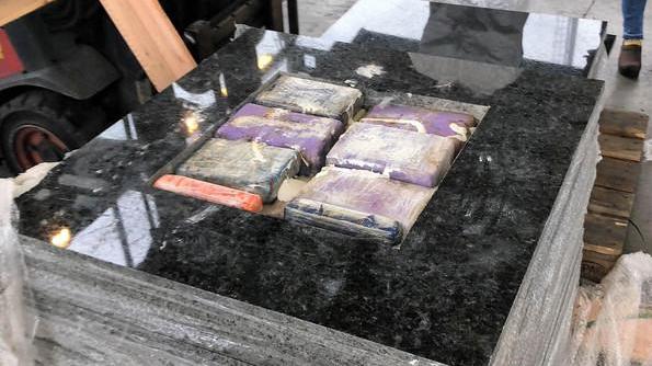 La droga ha viaggiato dal Brasile fino al porto