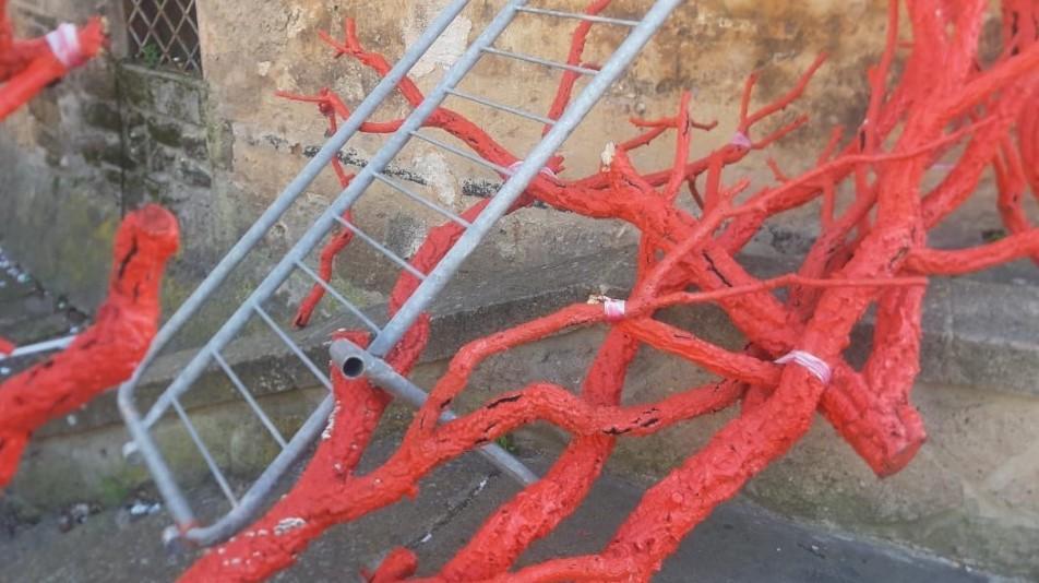 Alghero, doppio raid vandalico in pieno centro 