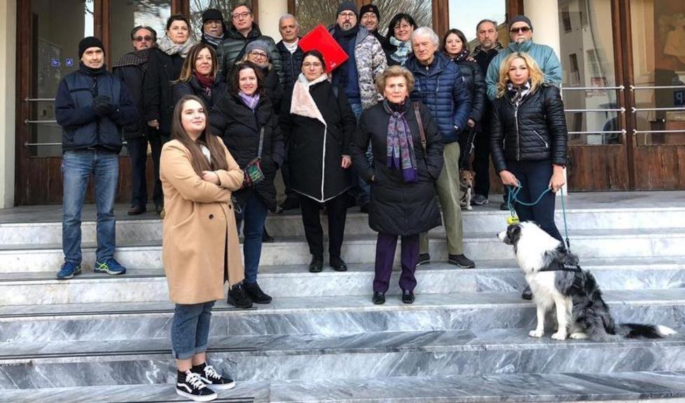 Giacca: «Sindaco, se sei con noi ferma ora l’iter della fabbrica» 