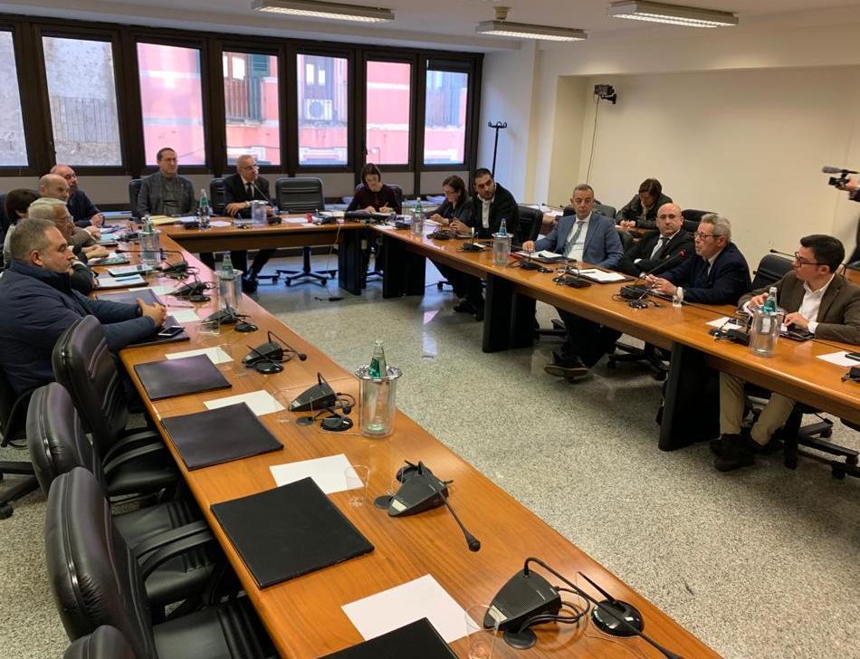 Insularità in Costituzione prova di forza dei senatori 