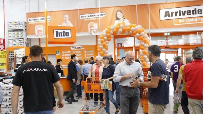 Il bricolage crea lavoro: Obi, Brico e Leroy Merlin assumono