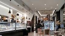 Un barista per il Digusto per colazioni e cocktail