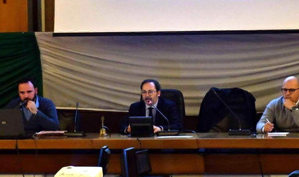 Commercio in affanno, aiuti dal Comune Negozianti divisi sulla zona pedonale 