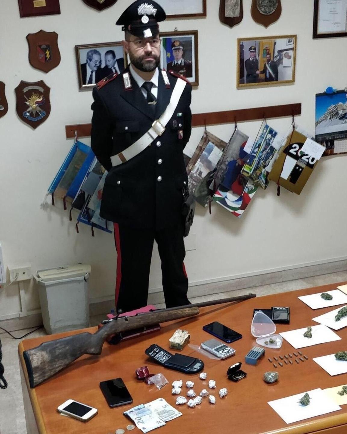 Marrubiu, una carabina in casa: patteggia