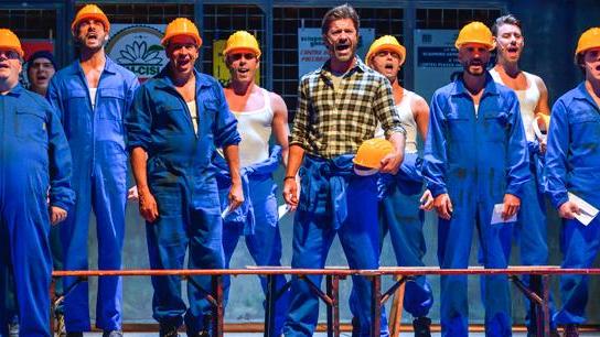 Reggio Emilia, al Valli torna “The Full Monty” con un cast e un’edizione completamente rinnovati