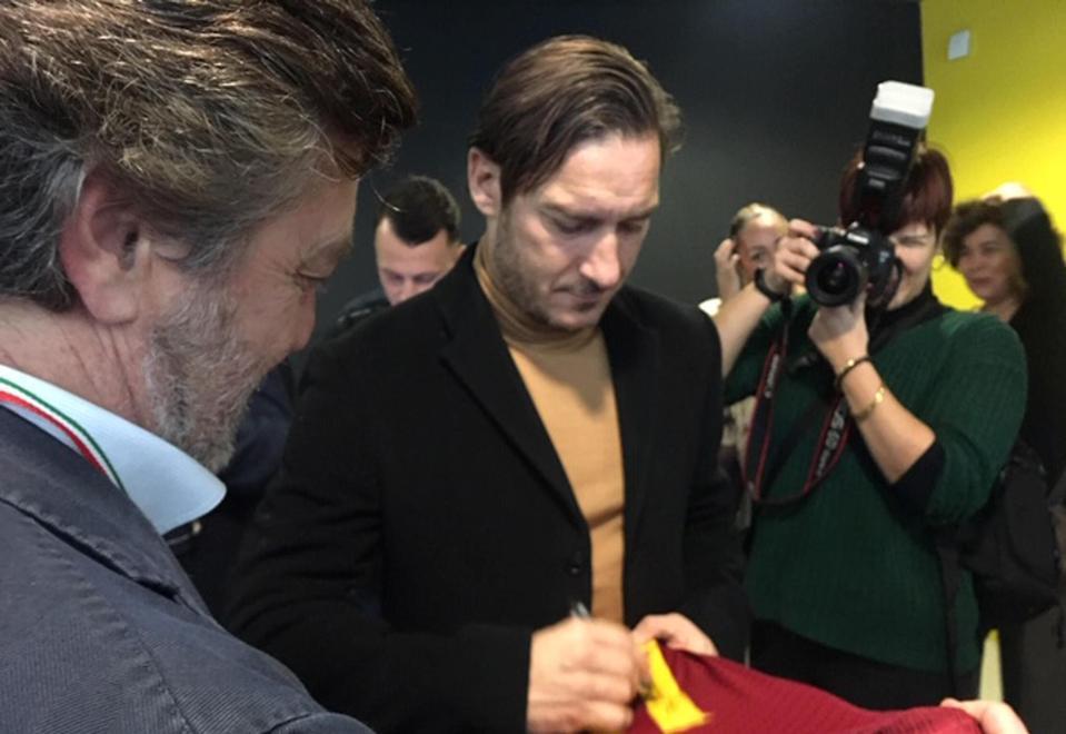 Totti non esclude il ritorno «Io e la Roma? Mai dire mai»