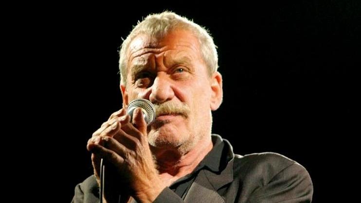 Mimmo svela il primo italiano: Paolo Conte in piazza Napoleone
