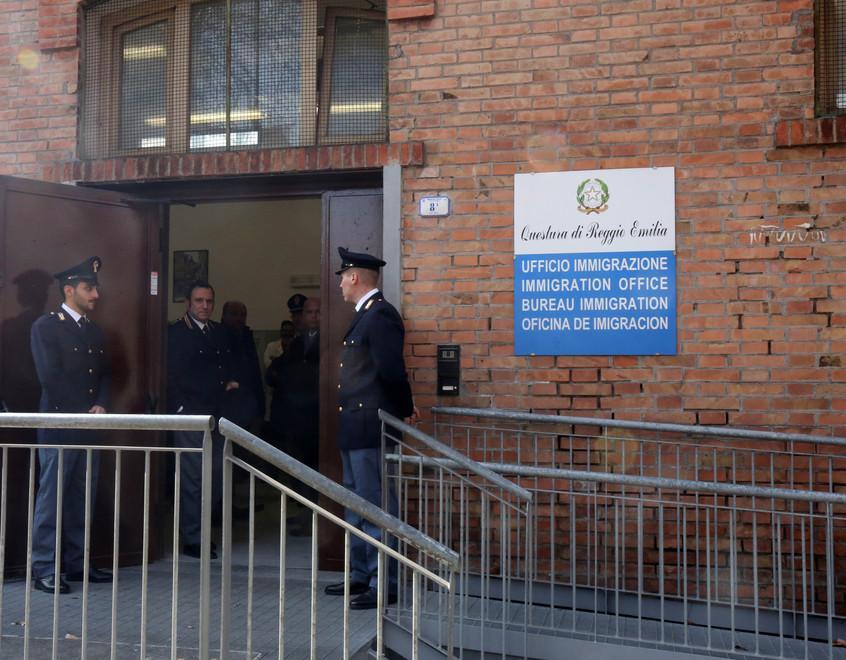 Nel 2019 più di ventimila permessi di soggiorno rilasciati dalla questura