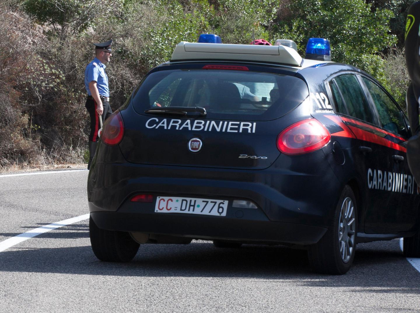 Alghero, ubriaco ruba uno scooter e si schianta 