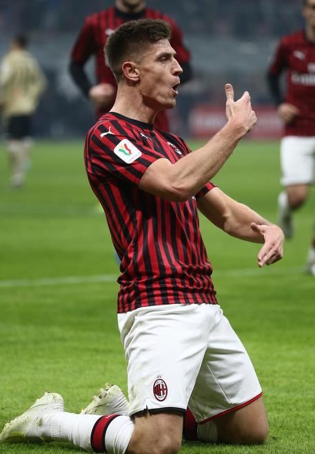 Si riposa Ibra, segna Piatek Milan ok col bomber in bilico