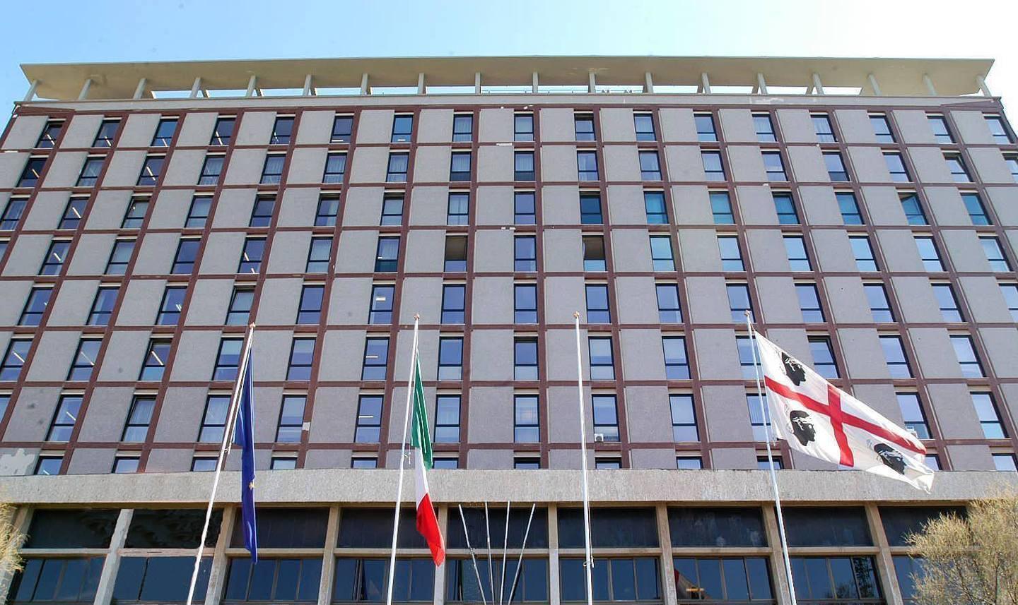 Da Arst a Forestas e Aspal la giunta ripristina 10 Cda 
