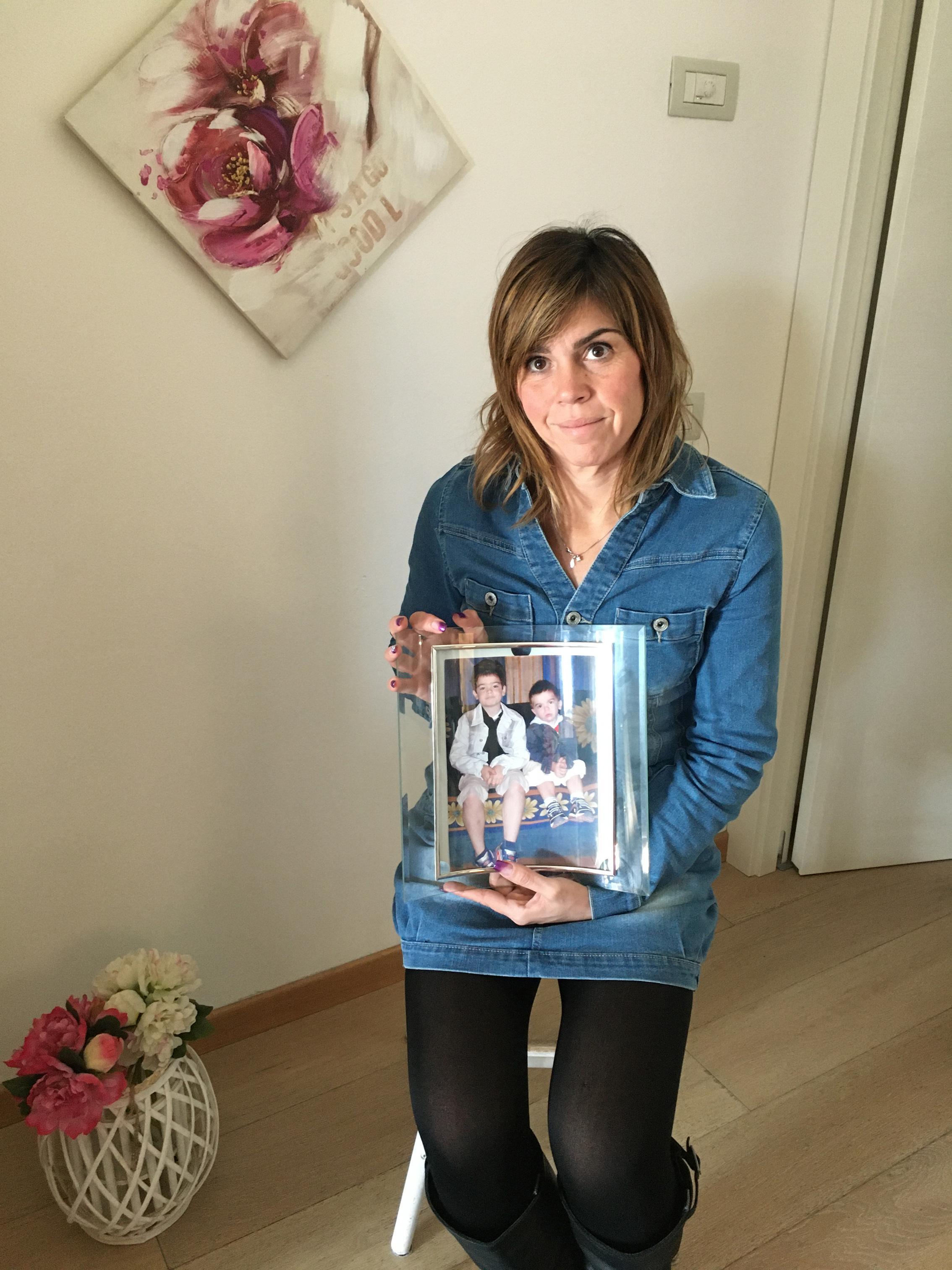 Perse figli e genitori nello schianto in auto: «La ferita non si rimargina ma vivo per loro...» 